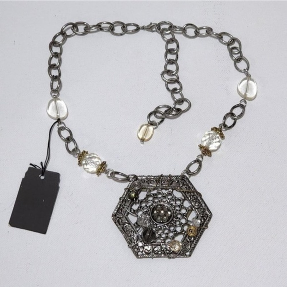 Treska Vintage Style Silver Hexagon Filigree Necklace Wire Wrapped Crystals